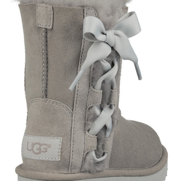 NEW UGG Kid Water-Resistant Shearling Boots – Warm & Durable Winter Boots - Picture 10 of 13